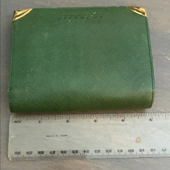 VINTAGE Givenchy Forest Green Bifold Compact Wallet w Gold Tone Accents Leather - Picture 8 of 9